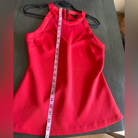 Red Top - Picture 3 of 4